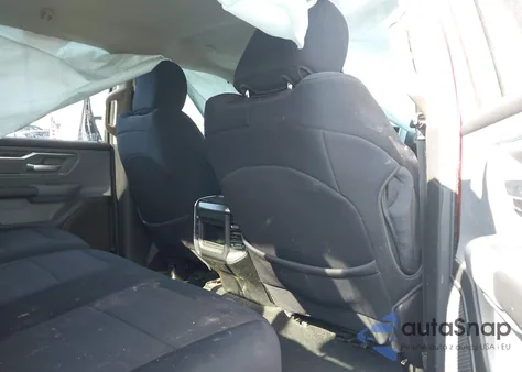 2019 Ram 1500 Big Horn/Lone Star 4X2 5'7 Box z USA, uszkodzony, nr VIN 1C6RREFT9KN744253